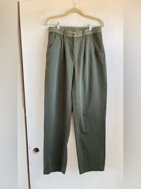 Free People Green Chino Pants size 6 -UK High-rise pleated relaxed wide-leg fit